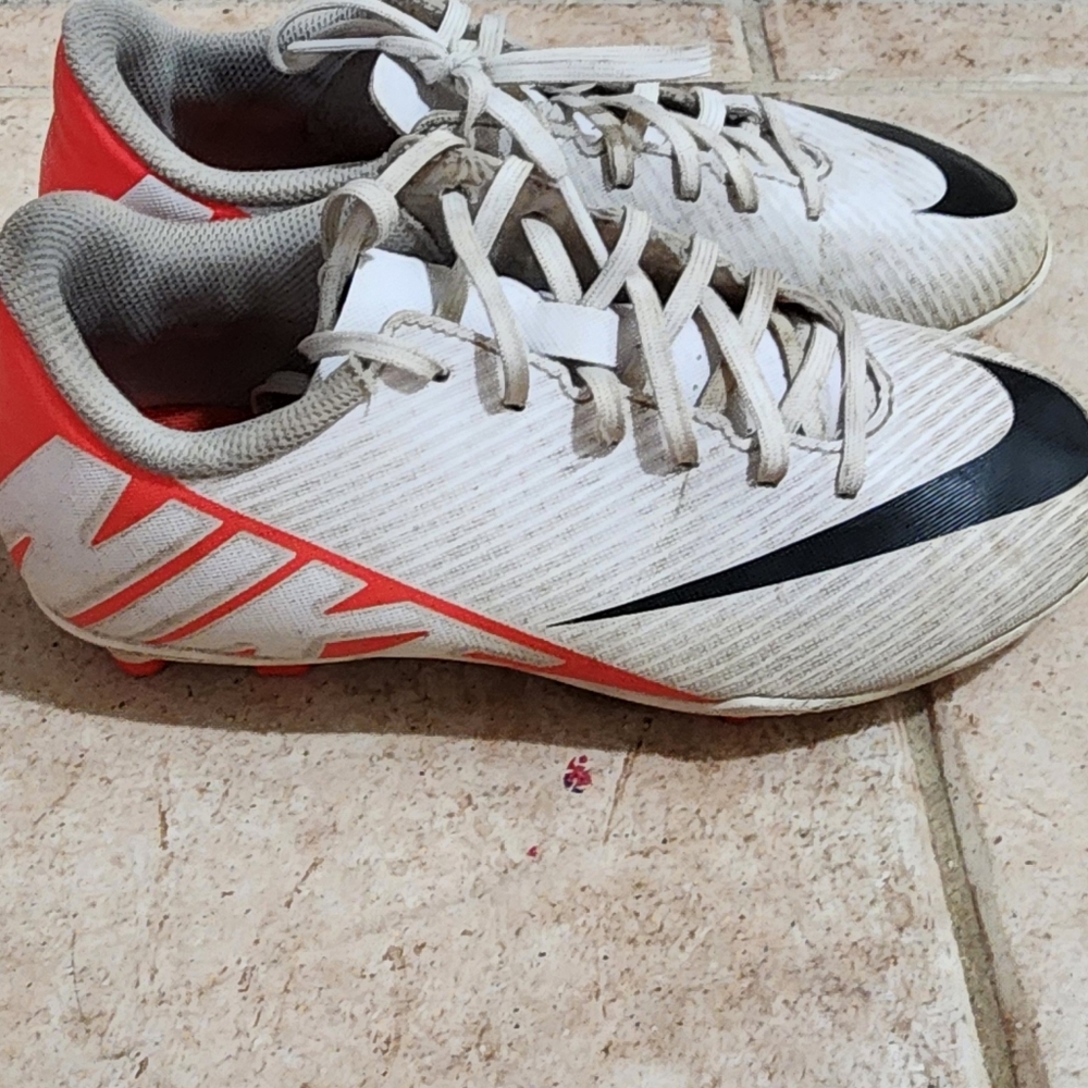 Nike Kids Mercurial Vapor 15 Football Cleats